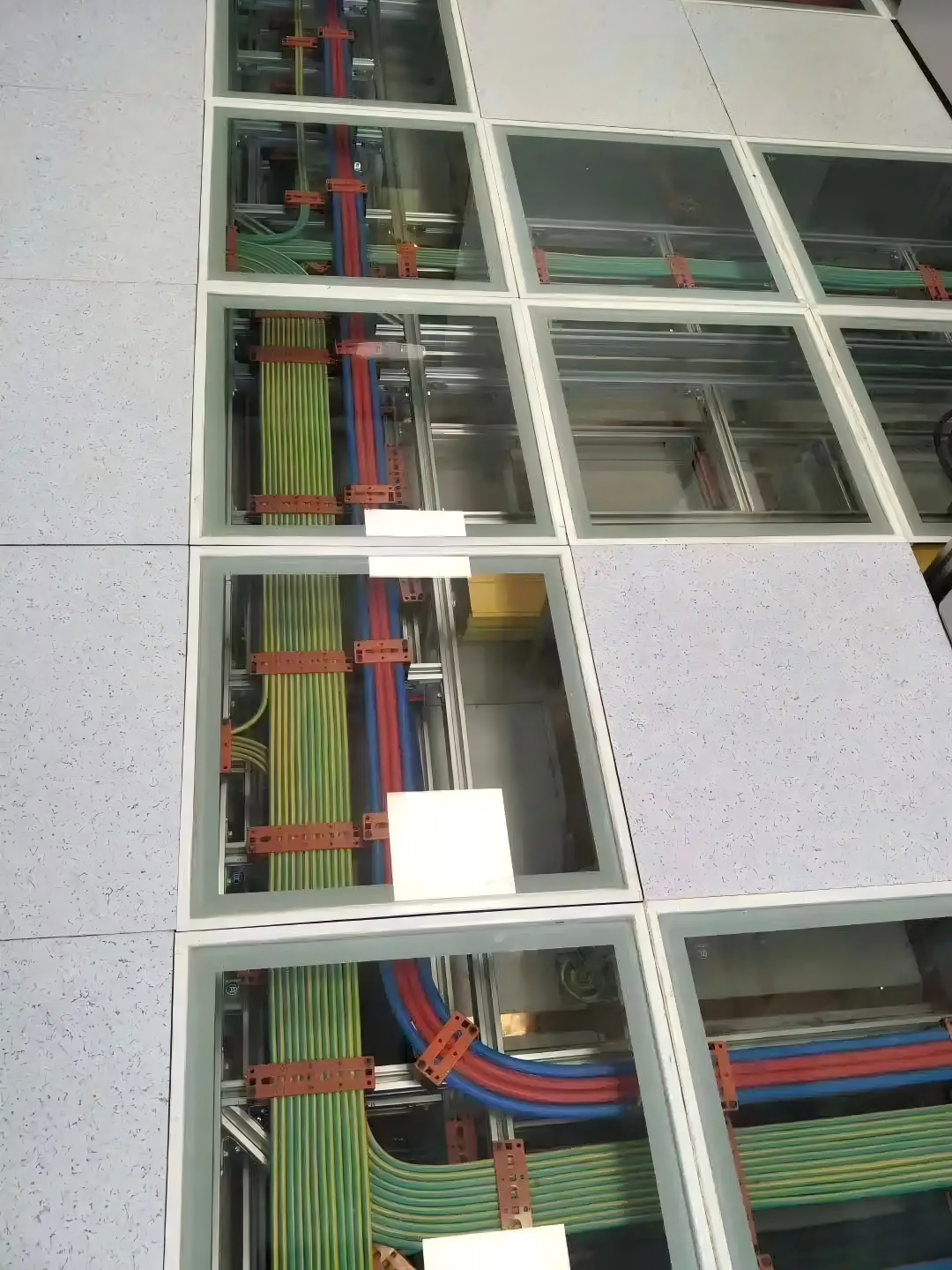 架空地板布线管理